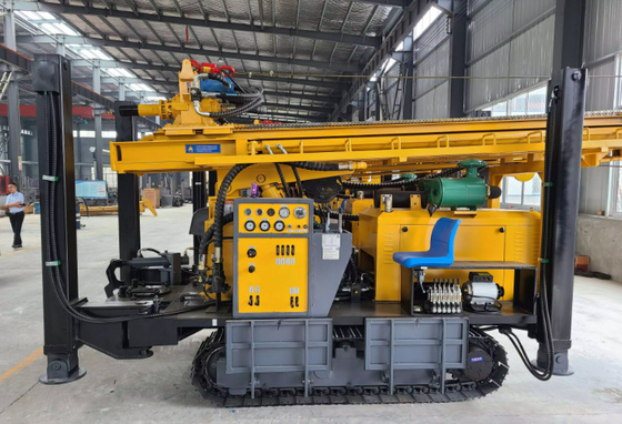 Diepte Machine van 450 Meter de Pneumatische Boorrig crawler rotary water well