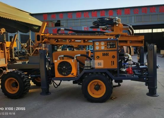 Zelfrijdende / vrachtrijtuig gemonteerd waterput boormachine met grote kracht kop
