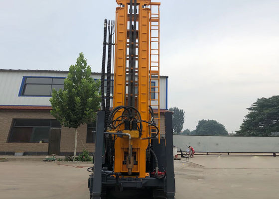 Het staalkruippakje zette Roterende 400M Portable Water Drilling Installatie op