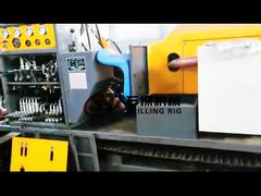 Aangepaste waterput boormachine gemonteerd op een tractor